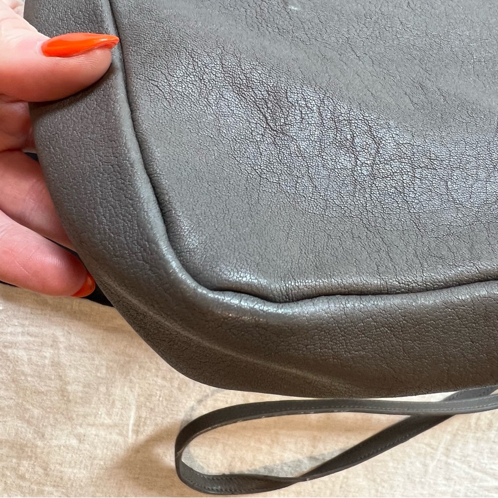 Saint Laurent Lou Crossbody Camera Bag Grey - Picture 10 of 15